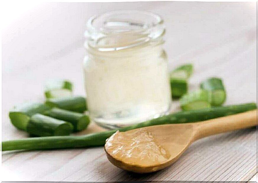 Glass jar with aloe vera and honey juice