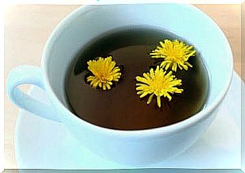 Dandelion tea one of the natural diuretics