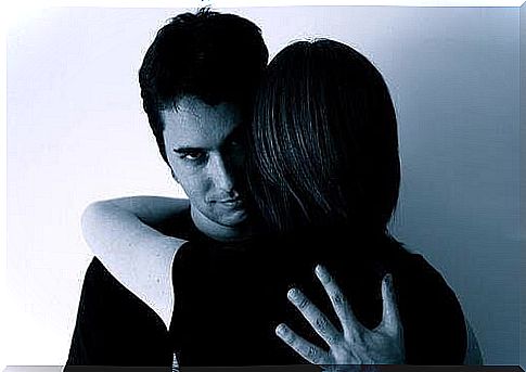 7 ways abusers manipulate others