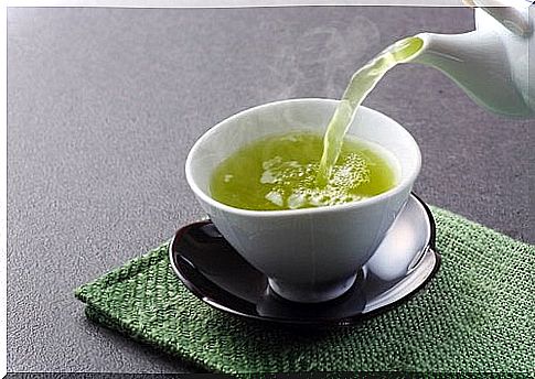 Green tea to drink with mint