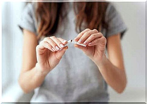 Quit Smoking To Prevent Digestive Problems