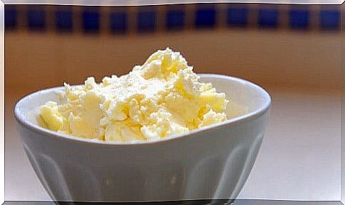 Buttermilk in a bowl