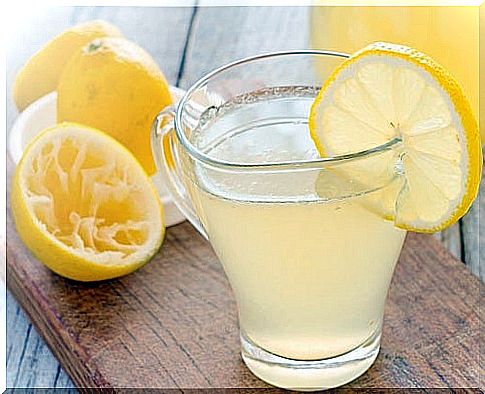 Lemon Water For Weight Loss